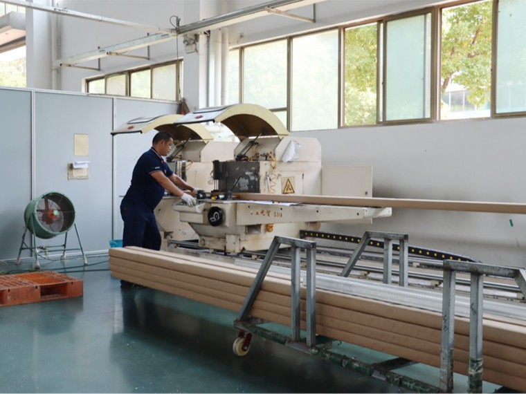 鋁型材的標(biāo)準(zhǔn)化與模塊化設(shè)計(jì)有何優(yōu)勢？